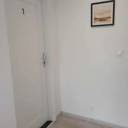 Na Plazowej Apartment *