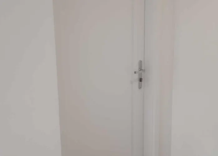 Na Plazowej דירה